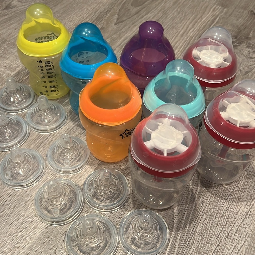 Tommee Tippee Bottles Bundle 🌈